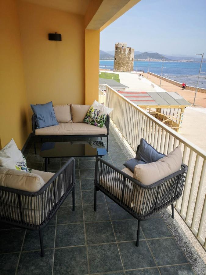 Villa casa con terrazza fronte mare Santa Lucia  Esterno foto
